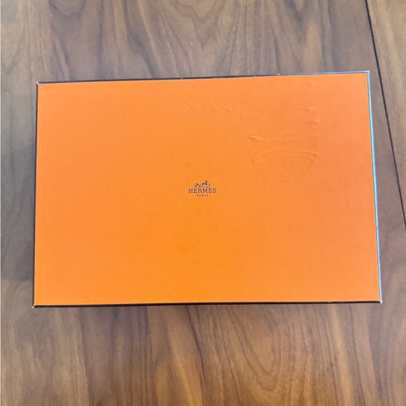 Hermes Black Leather Mules, IT 38 - Rare Equestrian Buckle - Picture 2 of 13